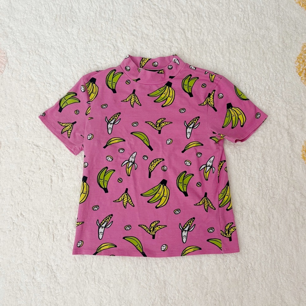 NOOWORKS Pink Banana Short Sleeve Mock Neck Tee Shirt